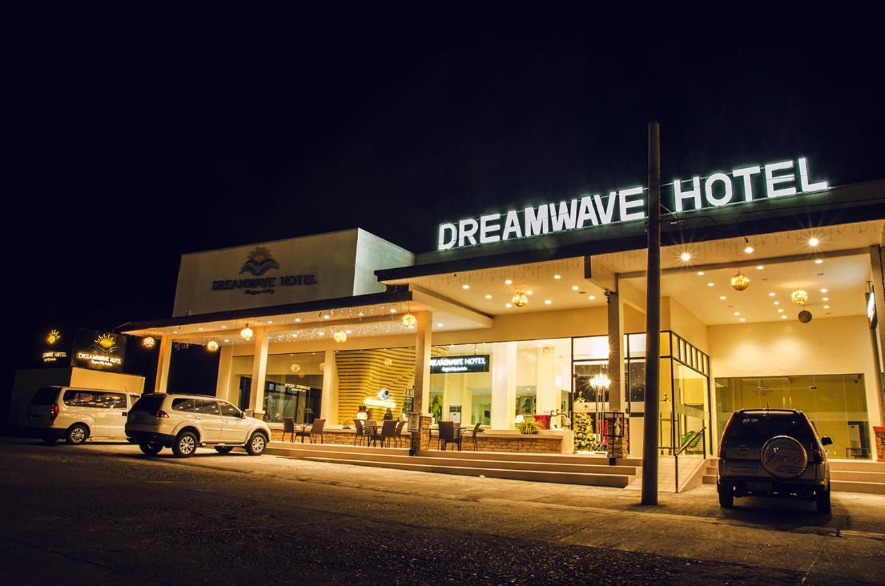 Dreamwave Hotel Ilagan Zewnętrze zdjęcie
